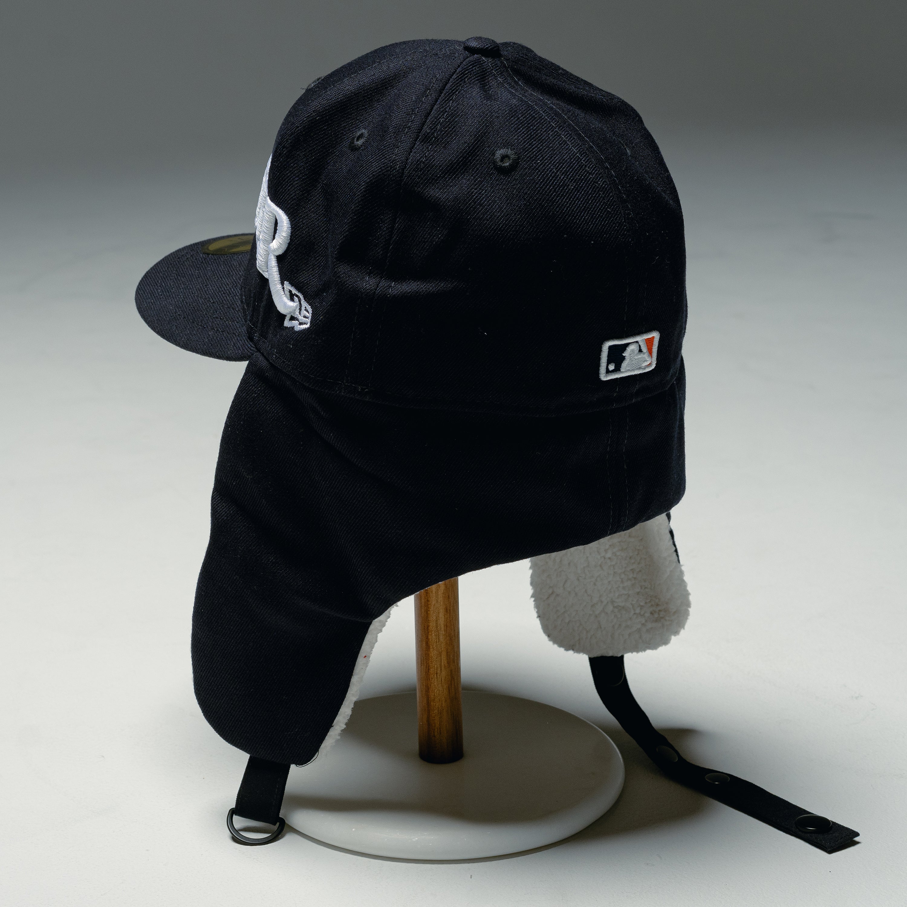 ADSTER DETROIT DOG EAR FITTED HAT